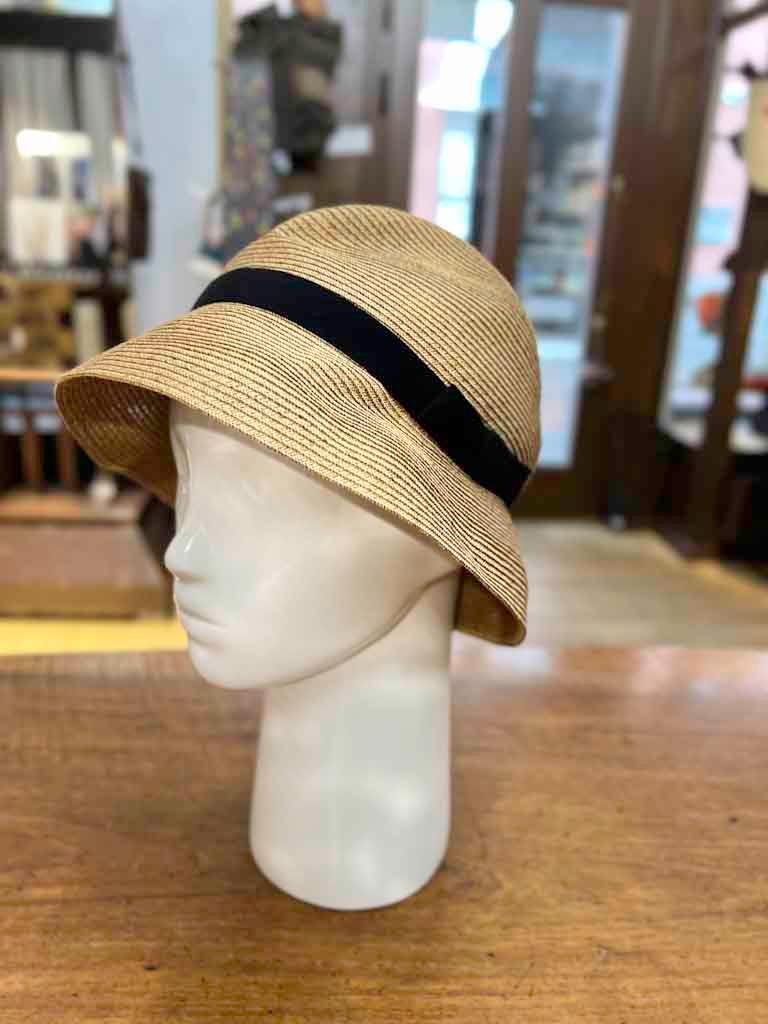 Cappello ala piccola boxed hat 