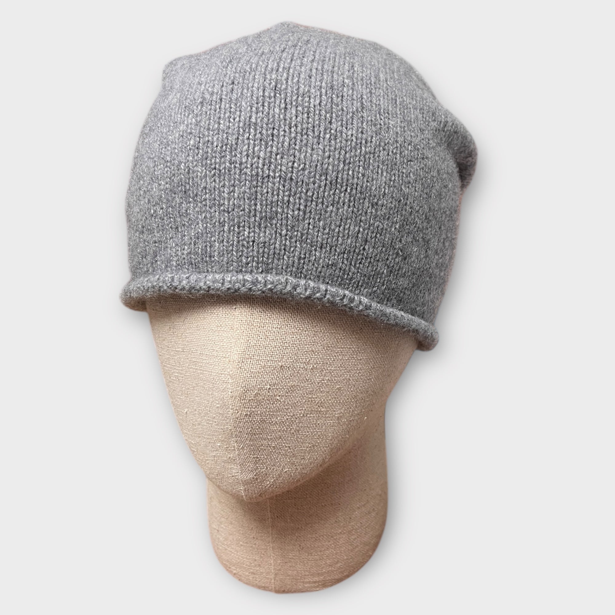 Berretto Beanie Lungo In Puro Cashmere Senza Risvolto