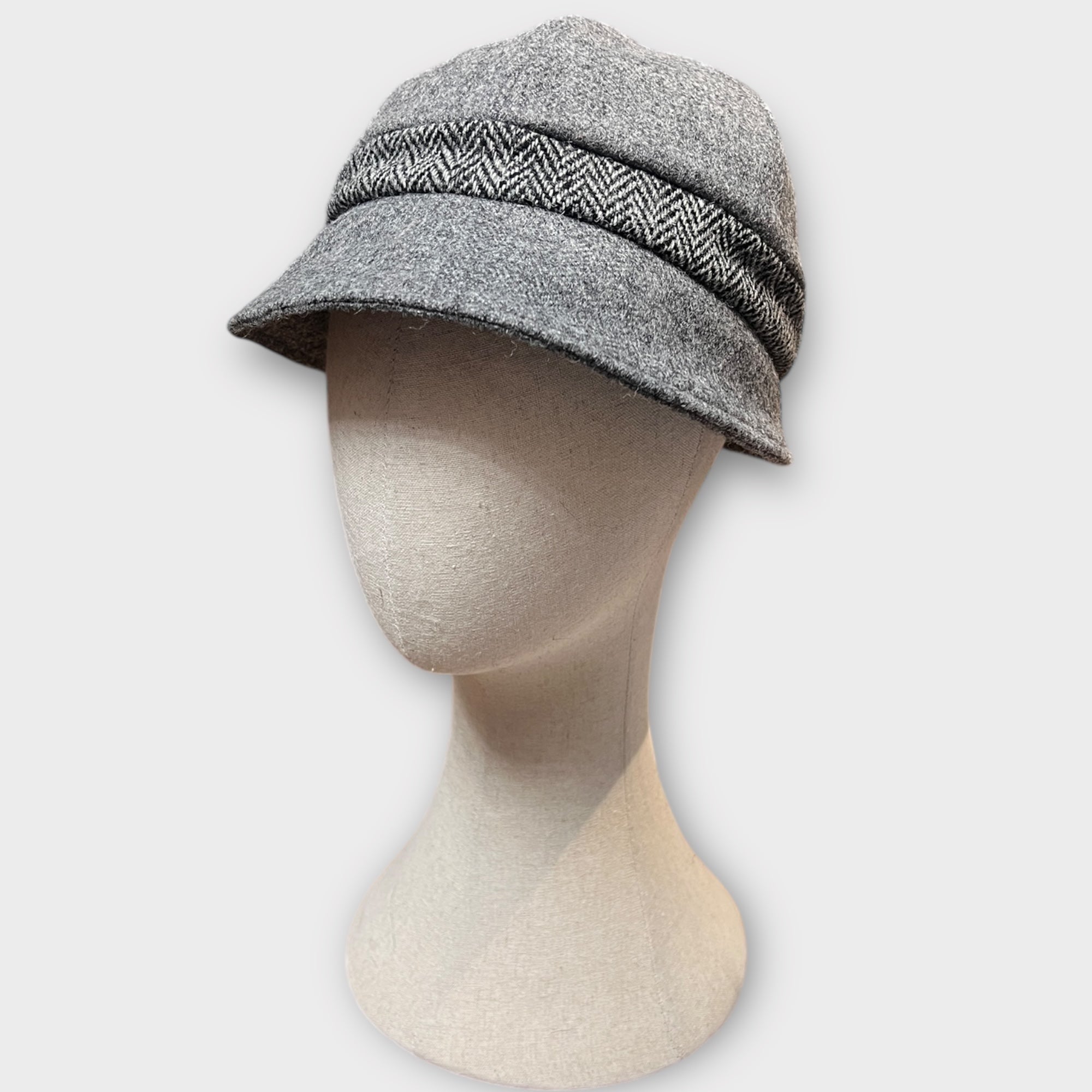 Cloche Donna In Tessuto Di Lana Hanna Hats Of Donegal