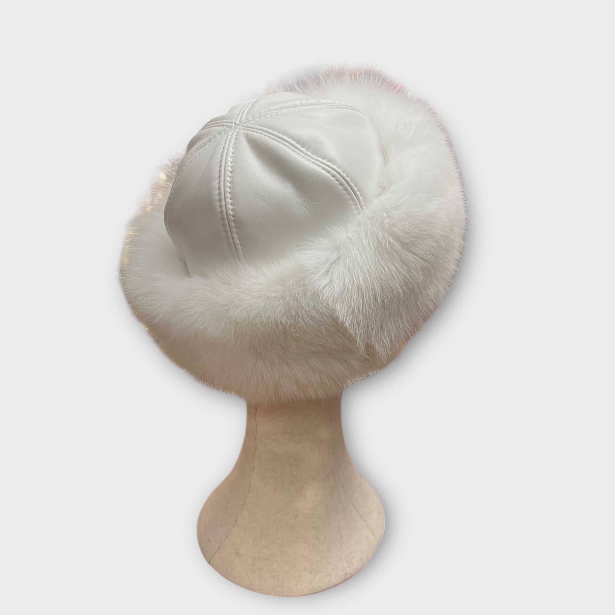 Colbacco In Pelle Di Agnello e Pelliccia Di Volpe