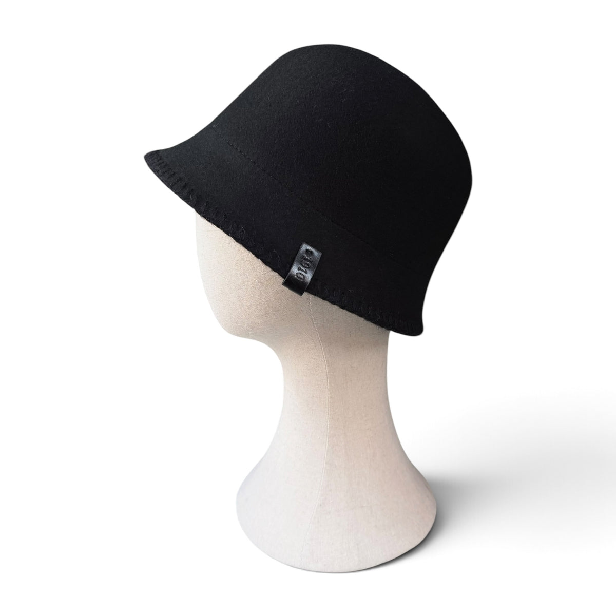 Cappello Donna Cloche in Feltro Di Lana Merino Idrorepellente E Pieghevole Con Laccetto In Pelle
