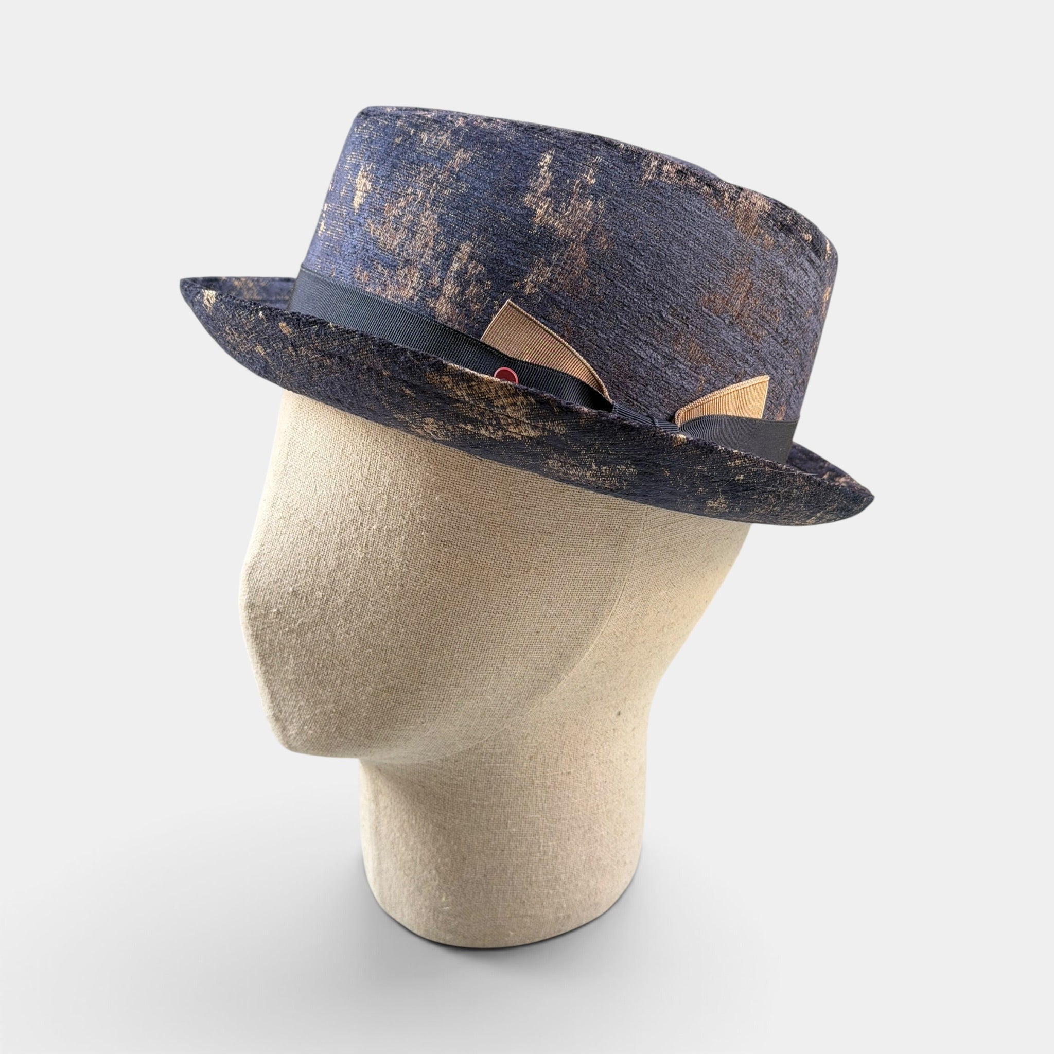 Cappello Pork Pie Diamante Blu e Oro - Alfonso D'Este