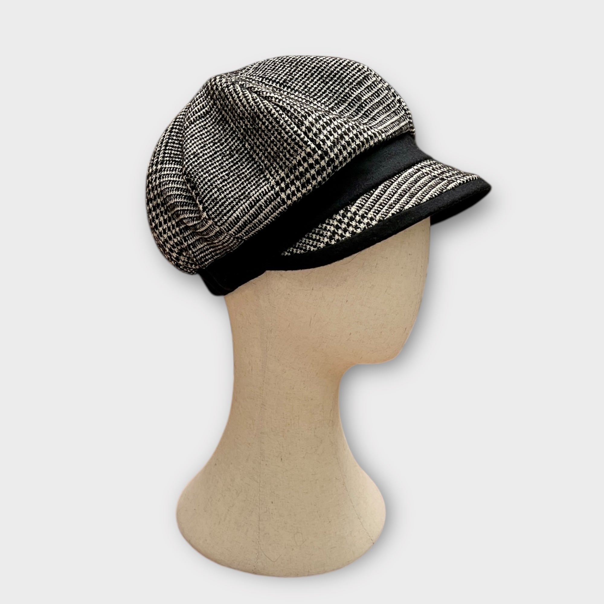 Cappello Invernale Donna Nero Monello Con Visiera