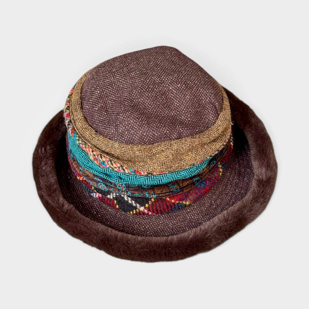 Cappello Invernale In Lana Tweed Marrone e Multicolor Con Bordo In Eco Pelliccia - Pieghevole - Grevi