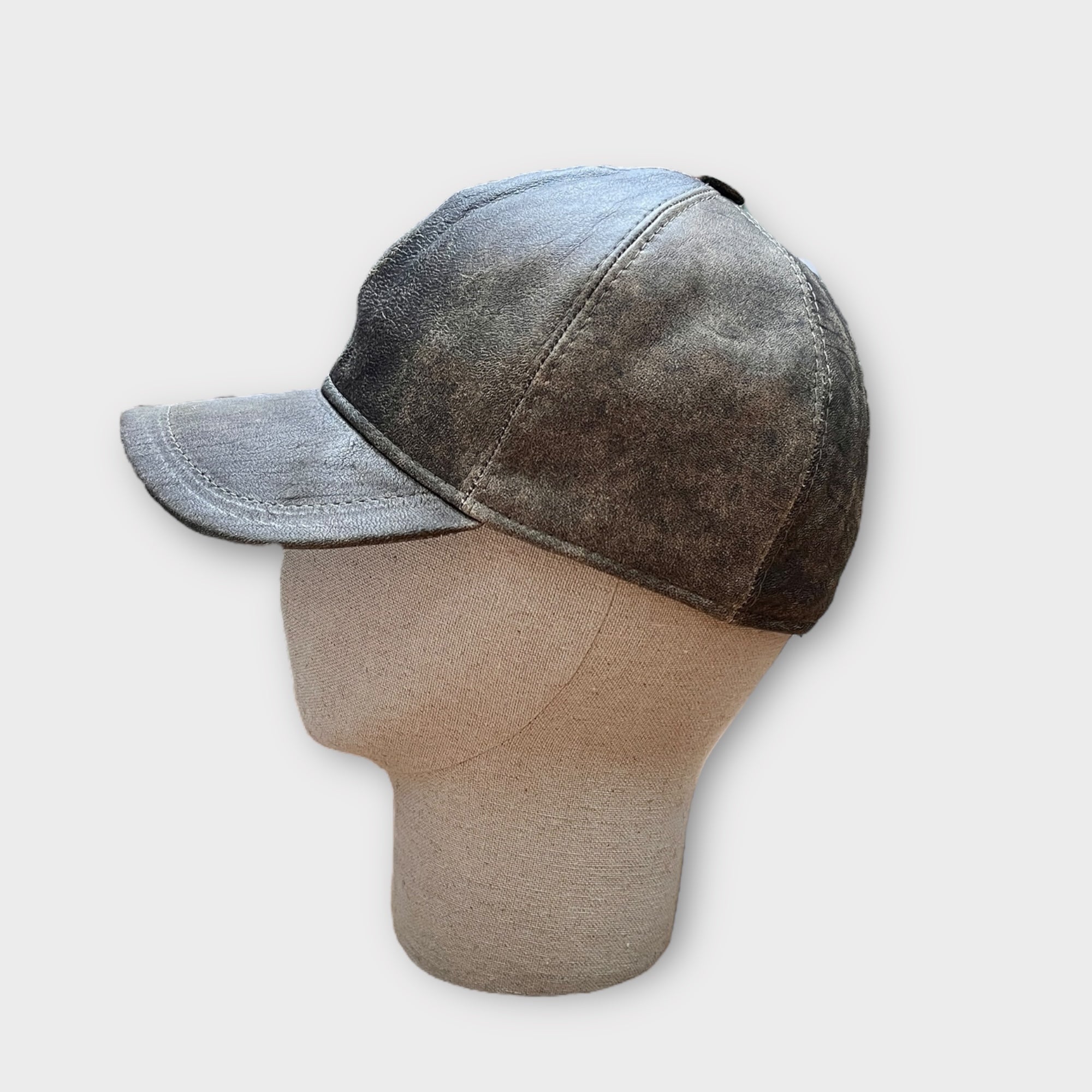 Baseball In Pelle Invecchiata Marrone