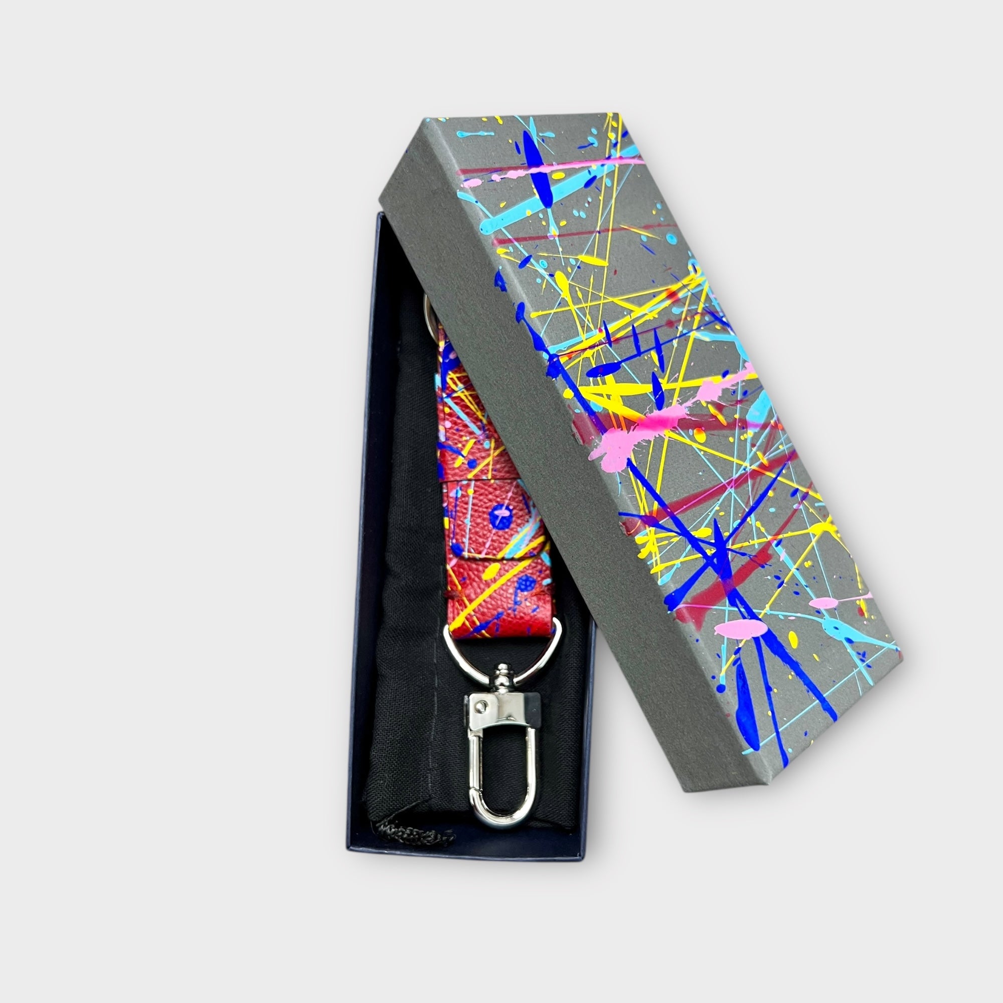 Portachiavi In Pelle Dipinta A Mano