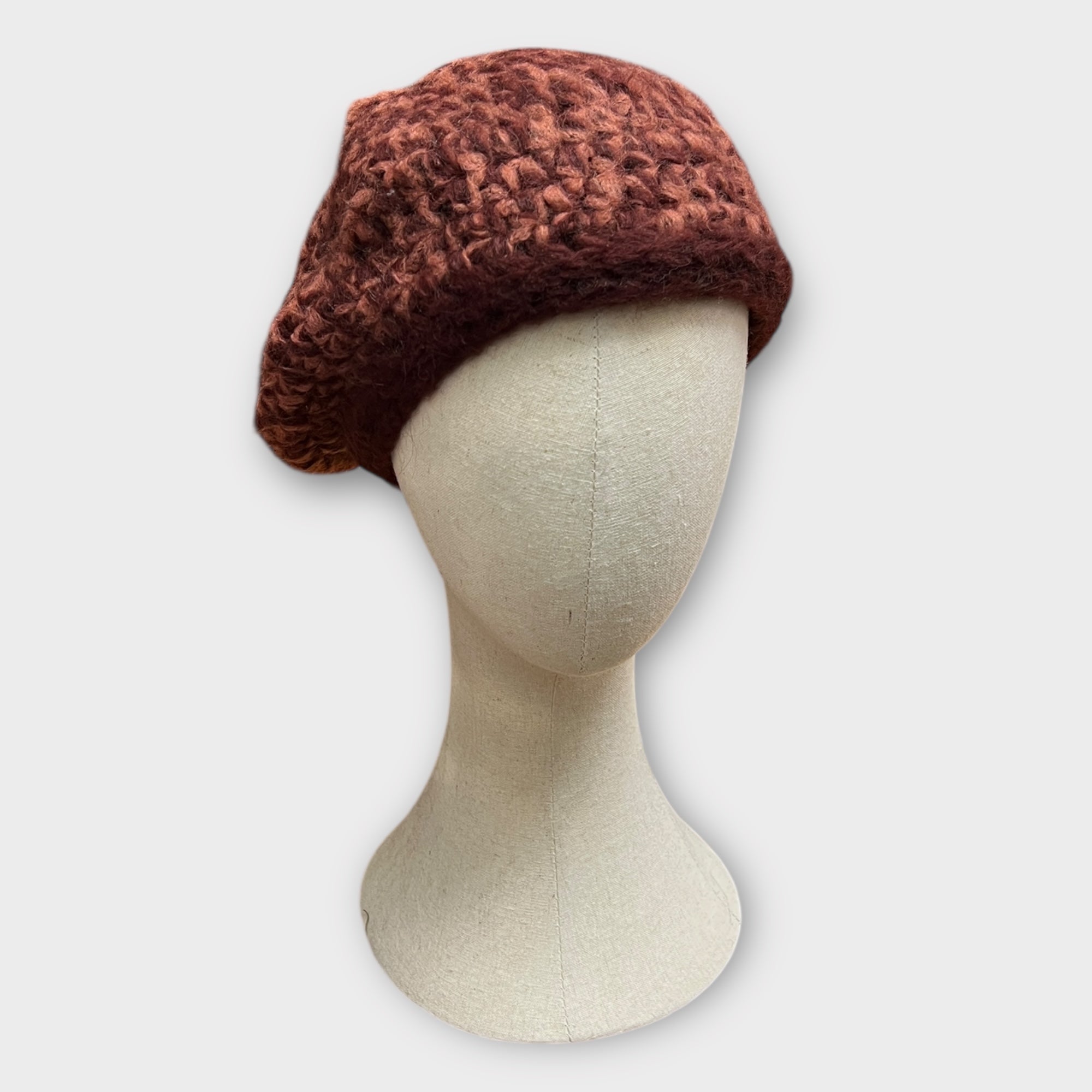 Basco In Maglia Di Lana Handmade Bicolore