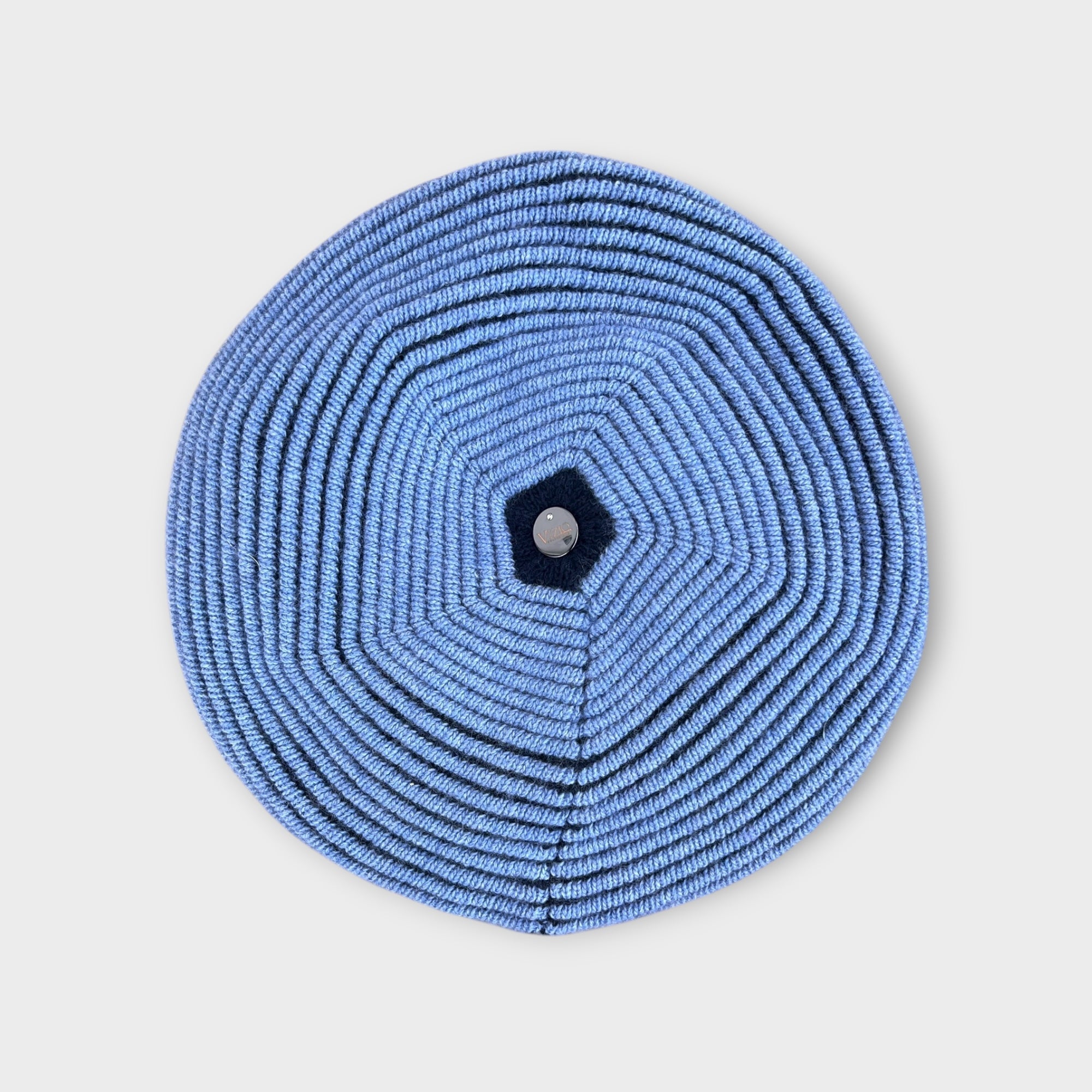 Basco Donna In Maglia Di Lana Con Motivo Rigato