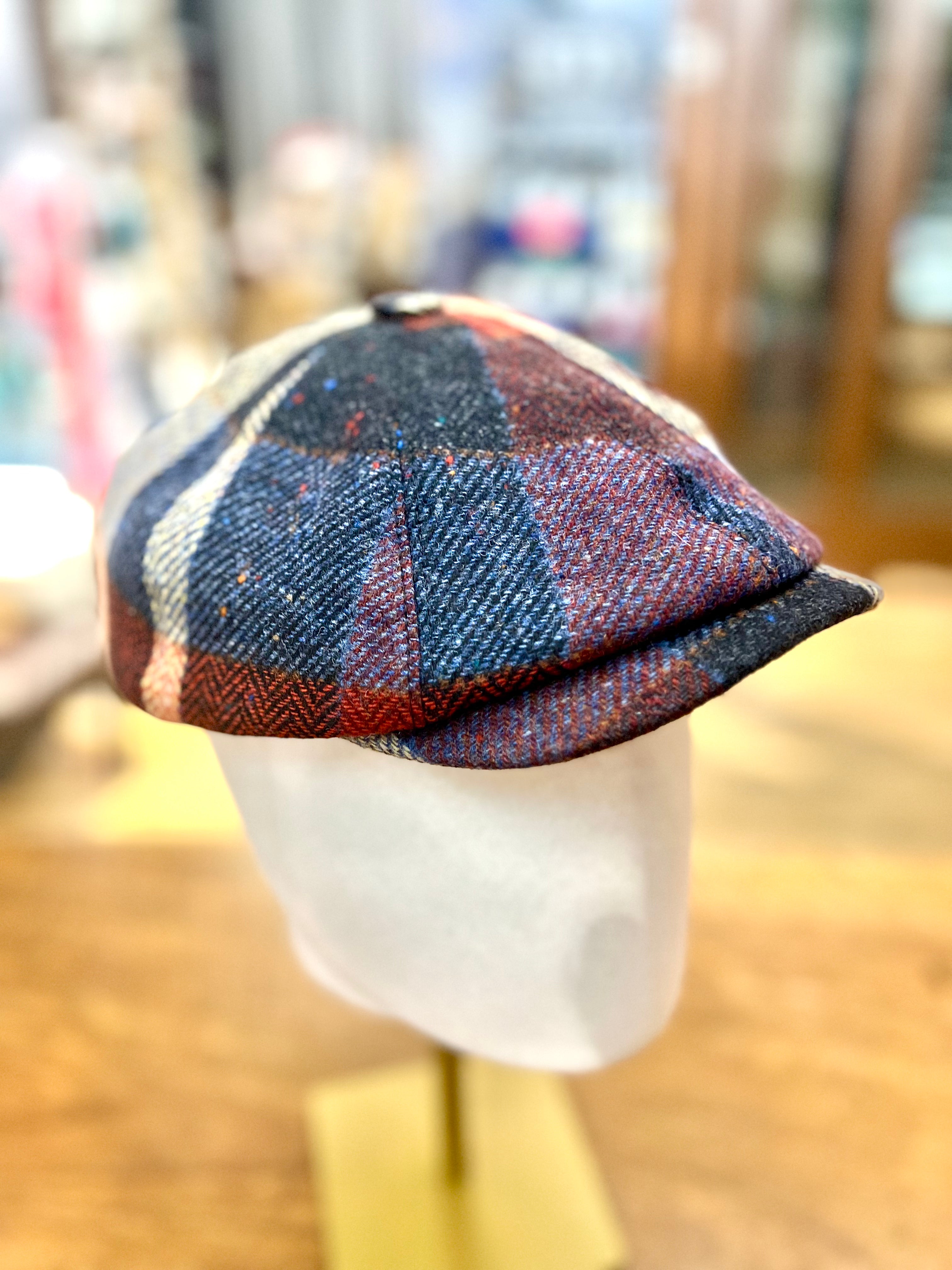 Coppola Irlandese 8 Spicchi In Lana Tartan Patchwork