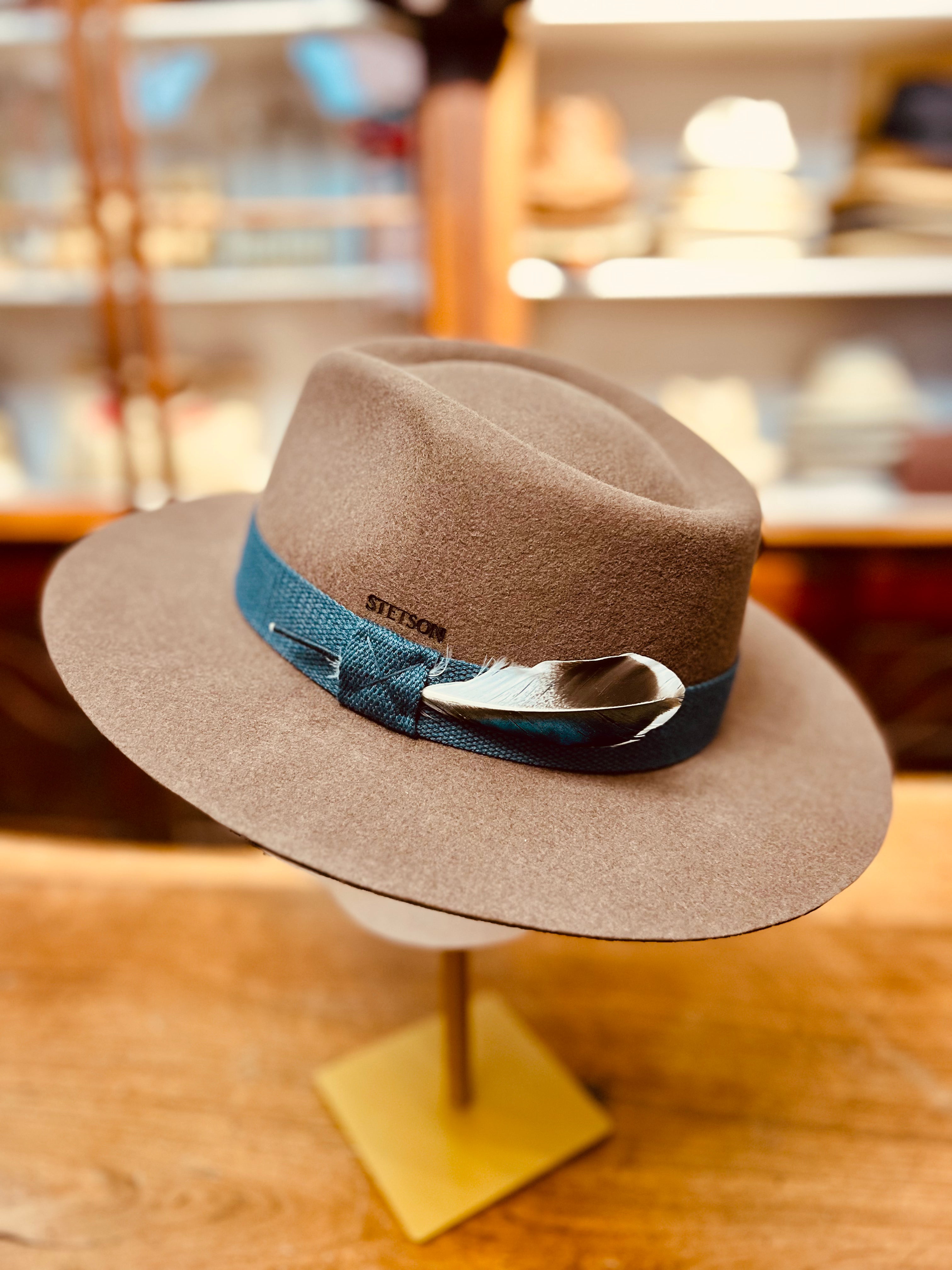 Cappello Stetson Western Cowboy In Feltro a Falda Dritta Marrone