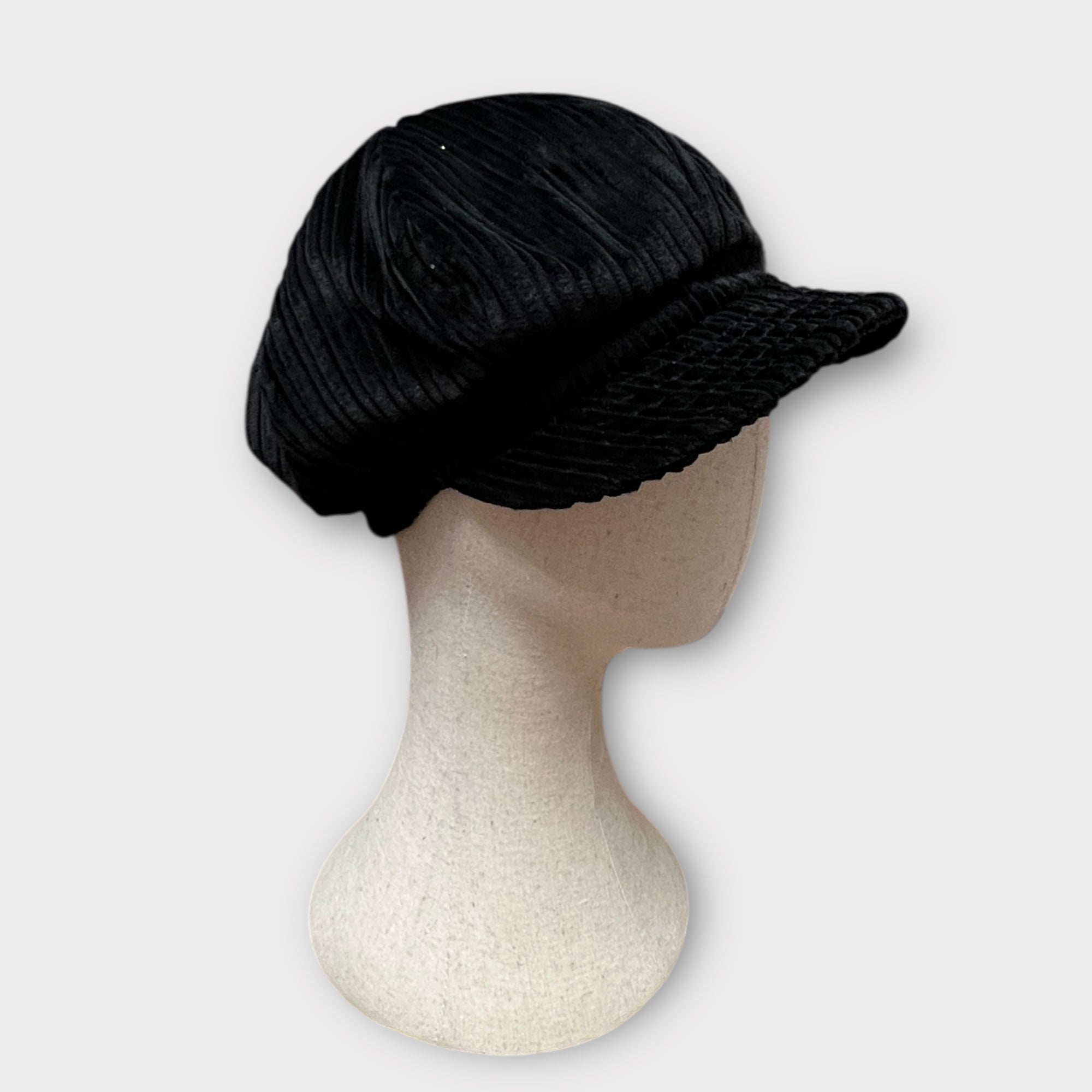 Cappello Monello Unisex Con Visiera In Velluto Nero