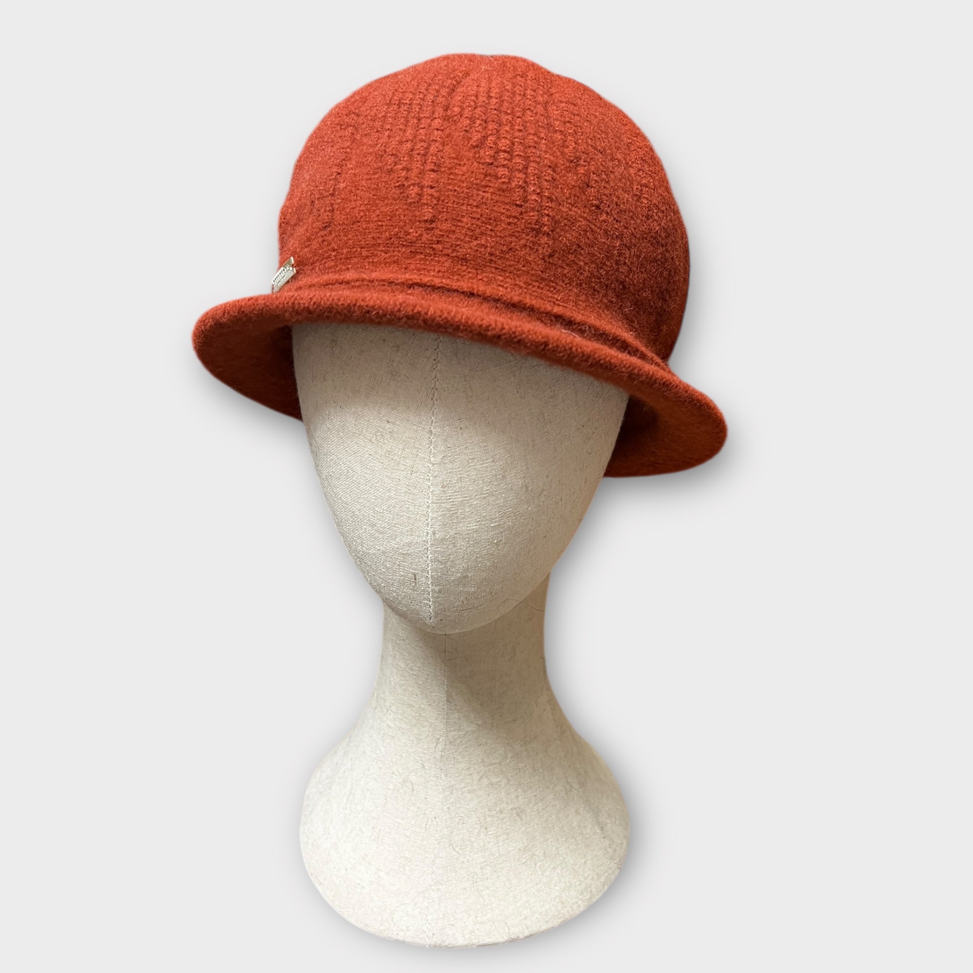 Cloche In Morbida Lana Cotta Pieghevole