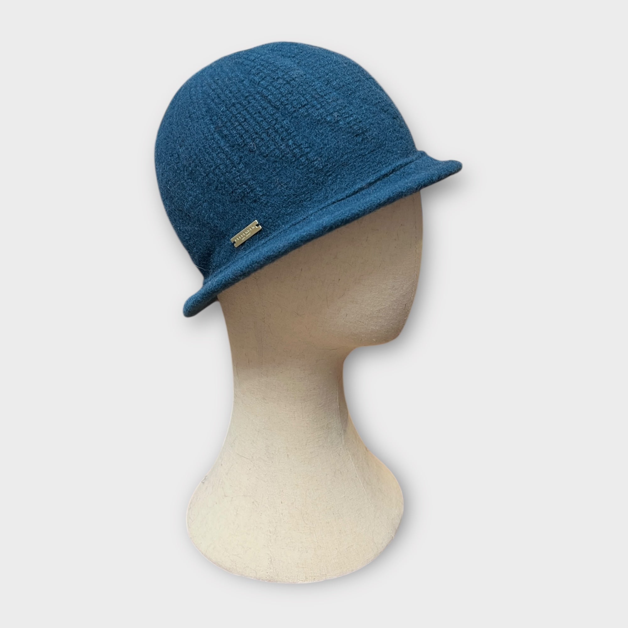 Cloche In Morbida Lana Cotta Pieghevole