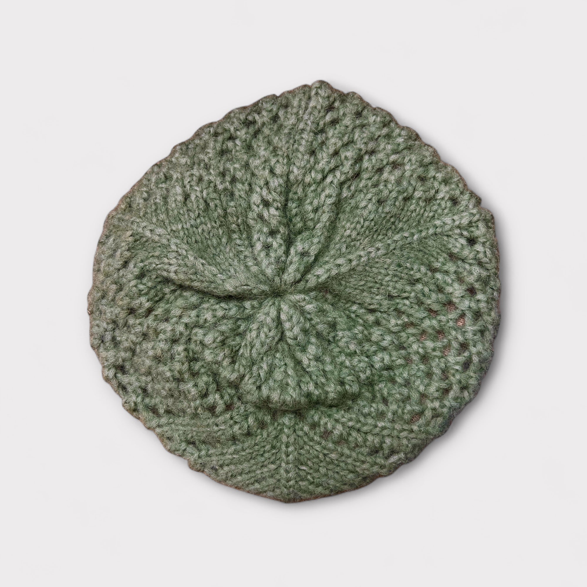 Basco In Maglia Di Baby Alpaca Con Pon Pon Estraibile