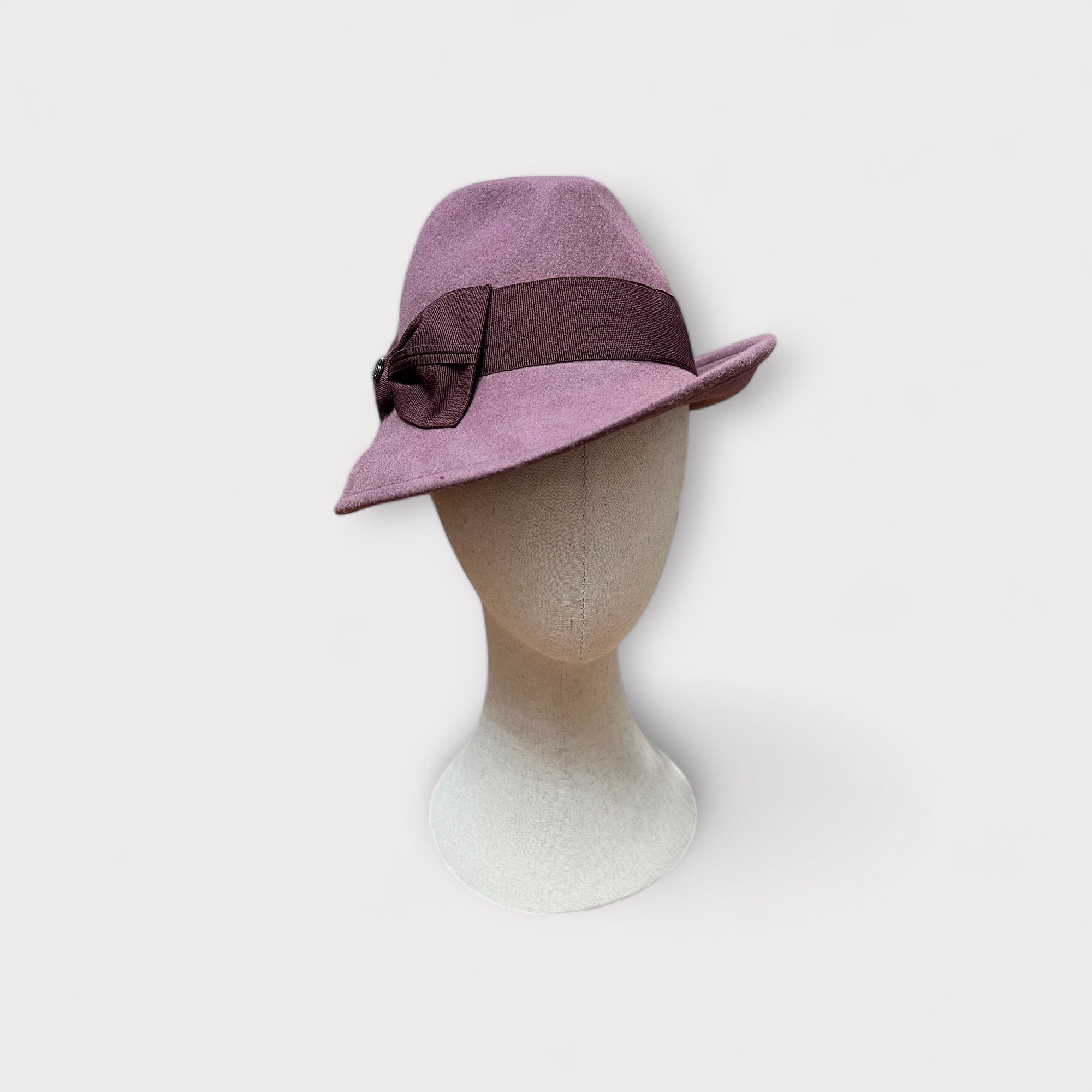 Cappello Donna in Feltro Trilby Asimmetrico