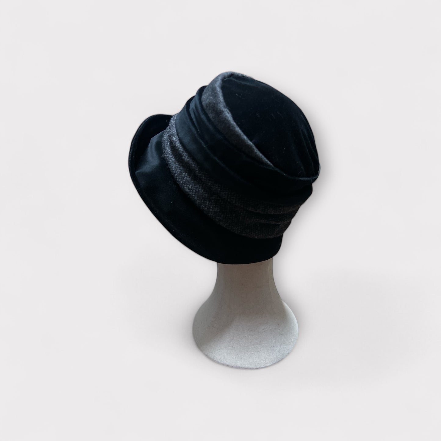 Cappello Da Donna Invernale in Velluto