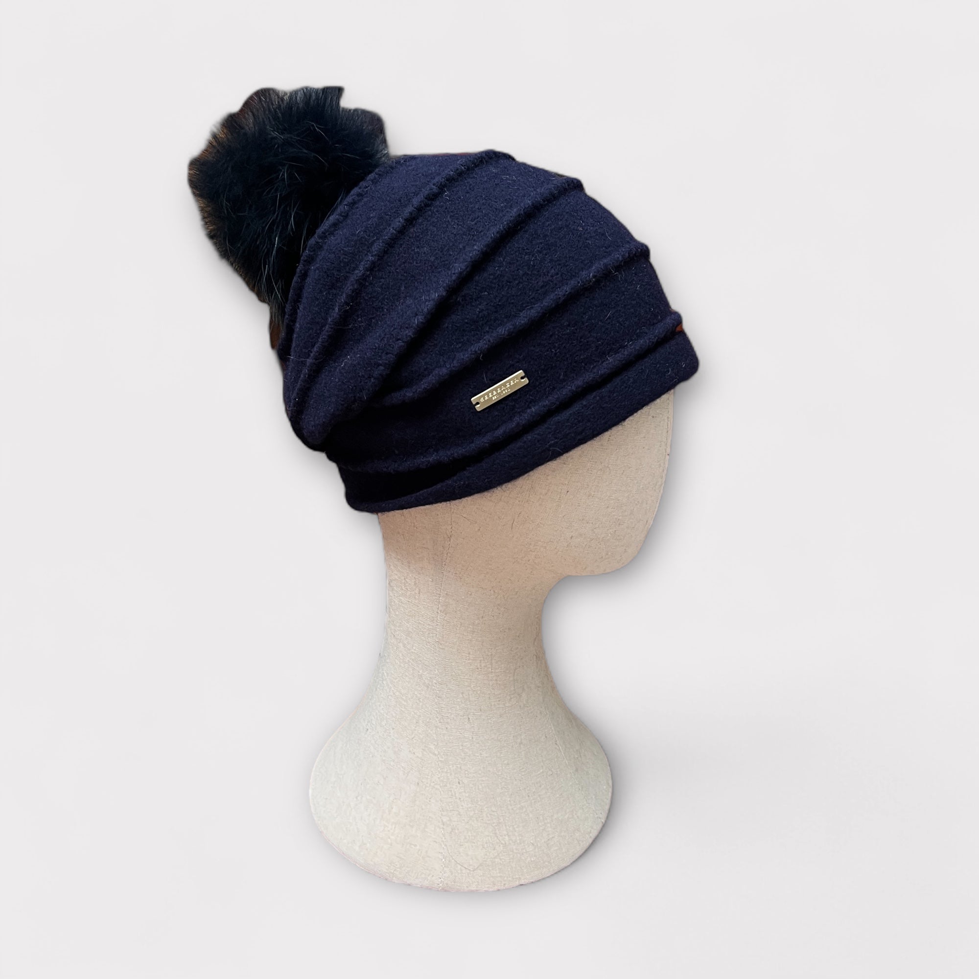 Berretto Donna In Lana Cotta Con Pompon In Pelliccia