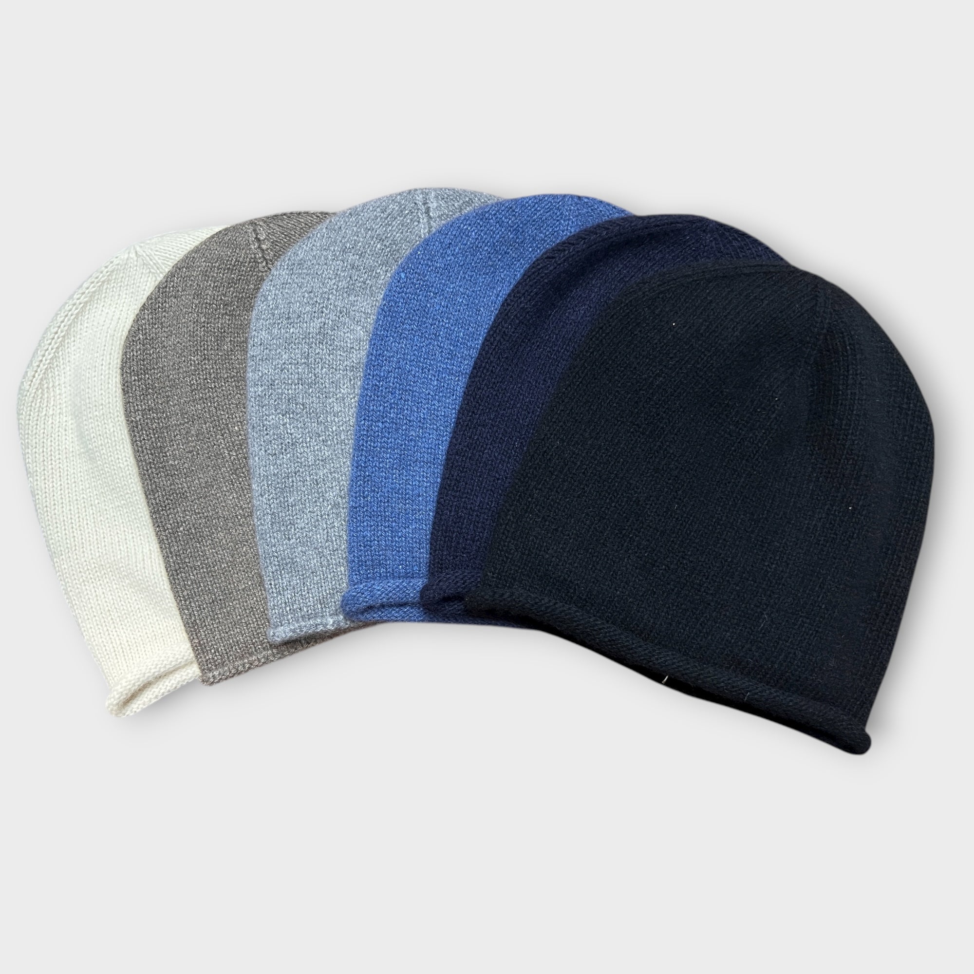 Berretto Beanie Lungo In Puro Cashmere Senza Risvolto