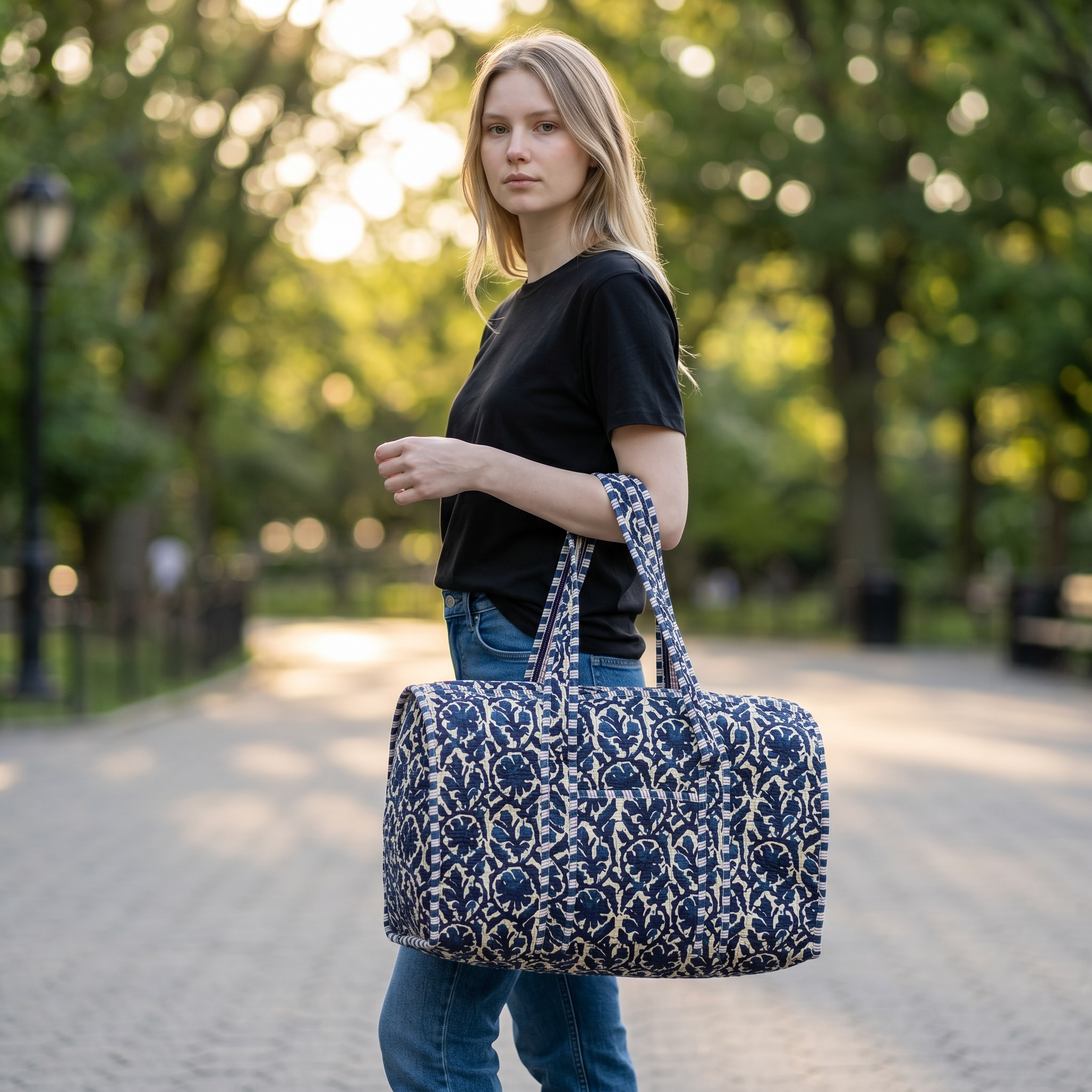 Borsa Ampia Bowling Bag In Tessuto di Cotone Trapuntato