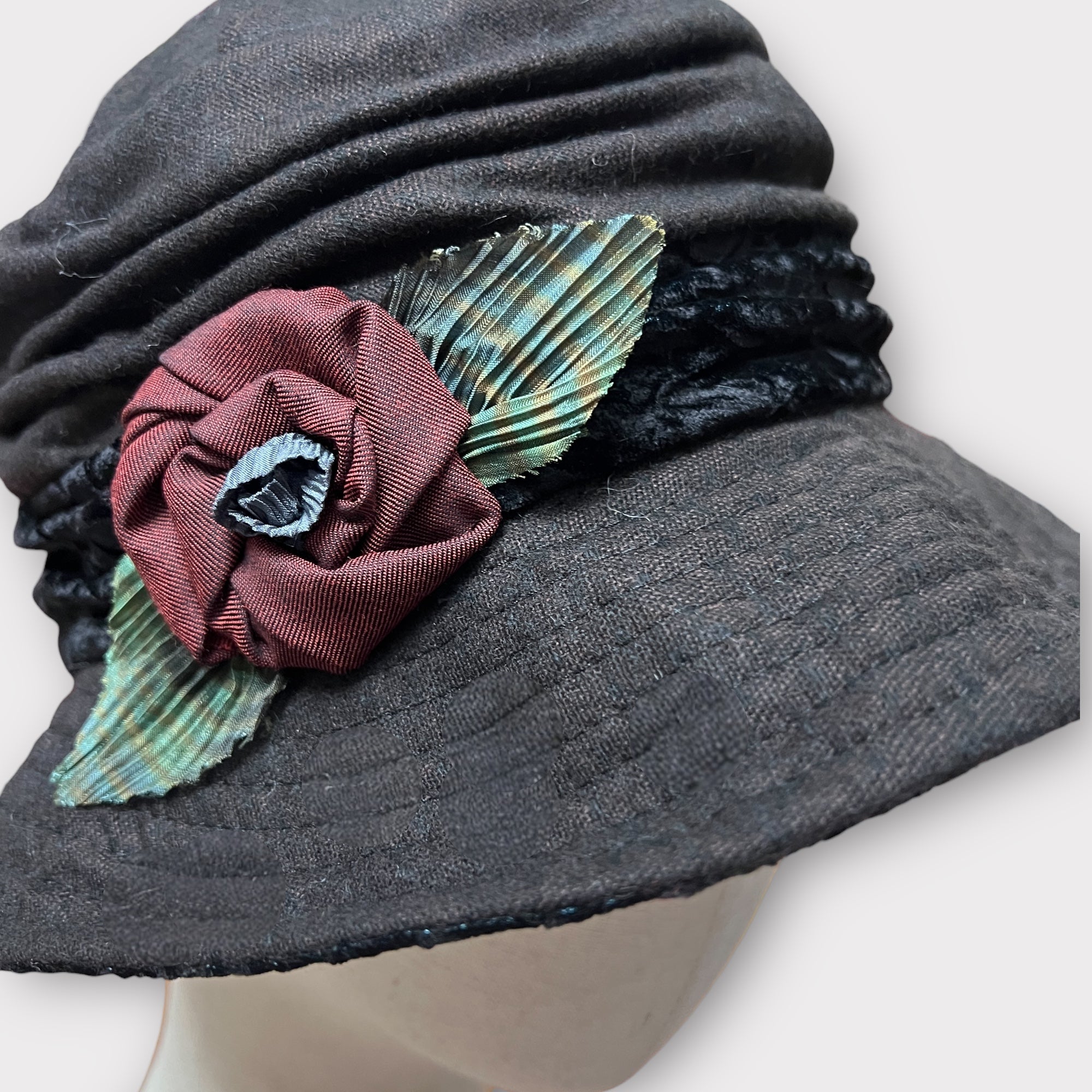 Cappello Da Donna Invernale Con Fiore Grevi