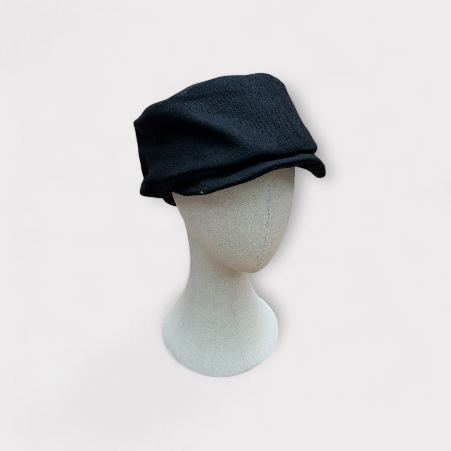 Cappello Donna In Lana Con Visiera Nero CA4LA