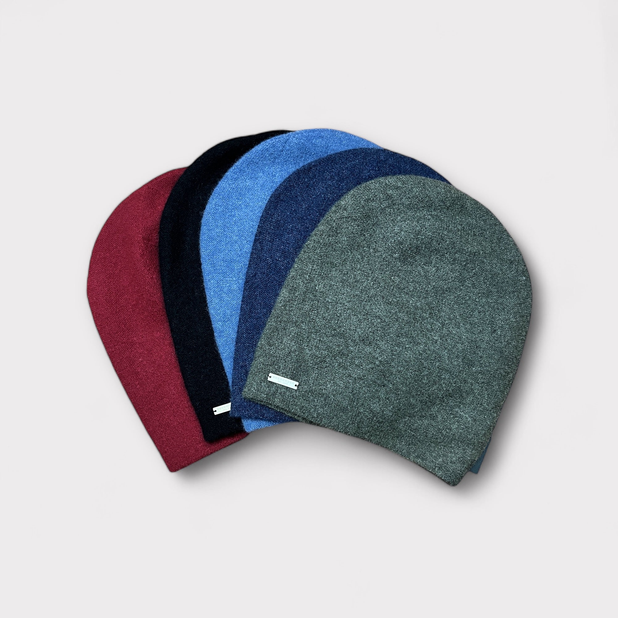 Berretto beanie in puro cashmere