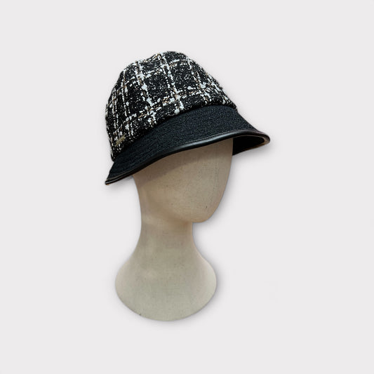 Cappello invernale da donna cloche in tessuto boucle'