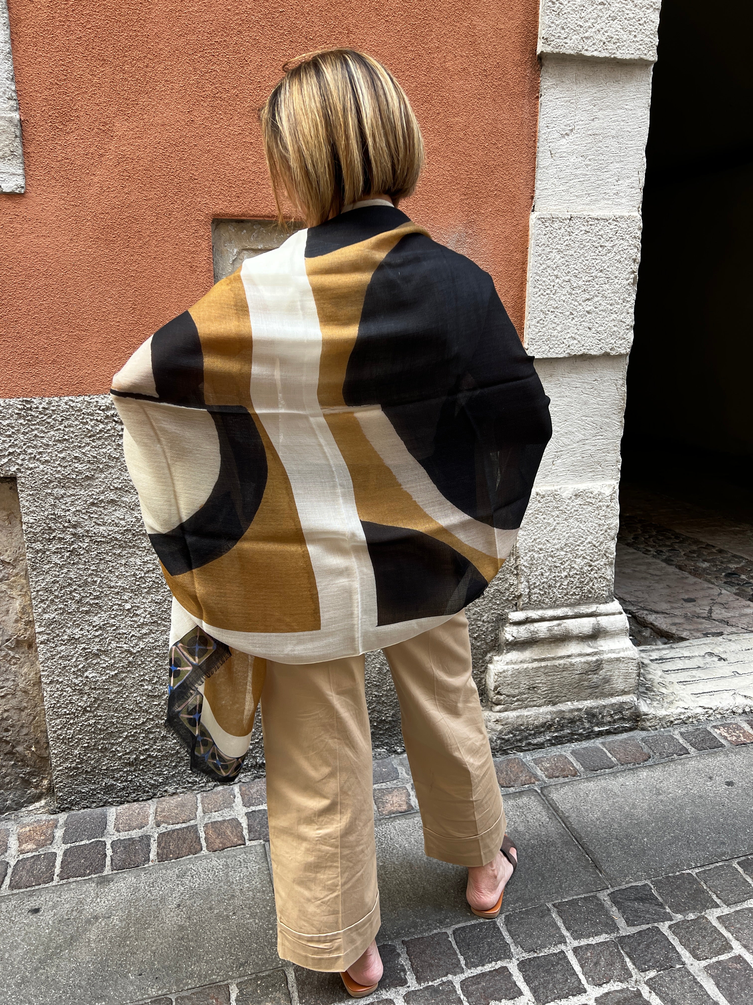 Sciarpa Sottile In Lana e Seta Chevron 90 x 200 cm