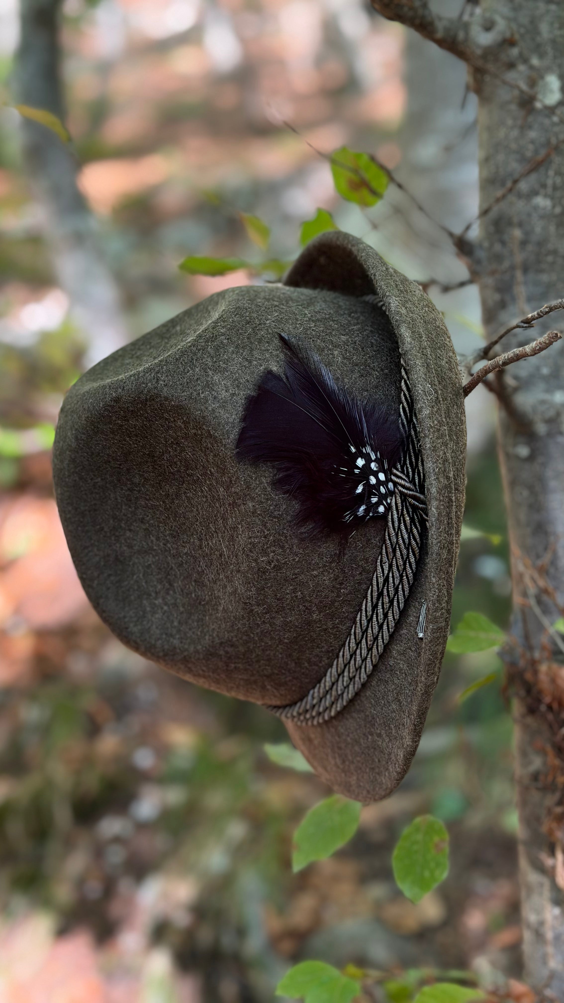 Cappello Tirolese In Feltro Di Lana Cordone In Seta e Piuma - Cappelleria Bacca