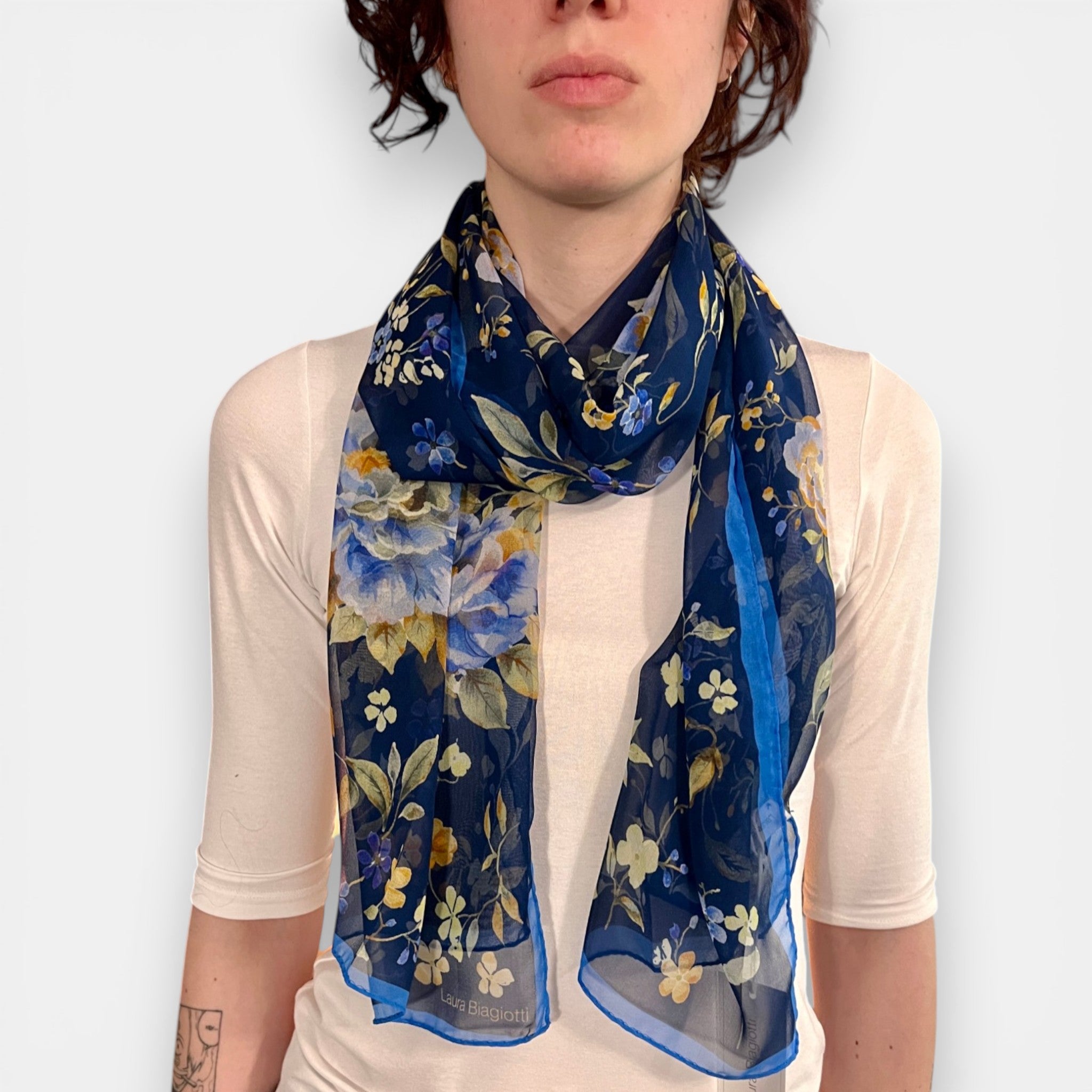 Sciarpa in Pura Seta Georgette Motivo Floreale 45x160 cm