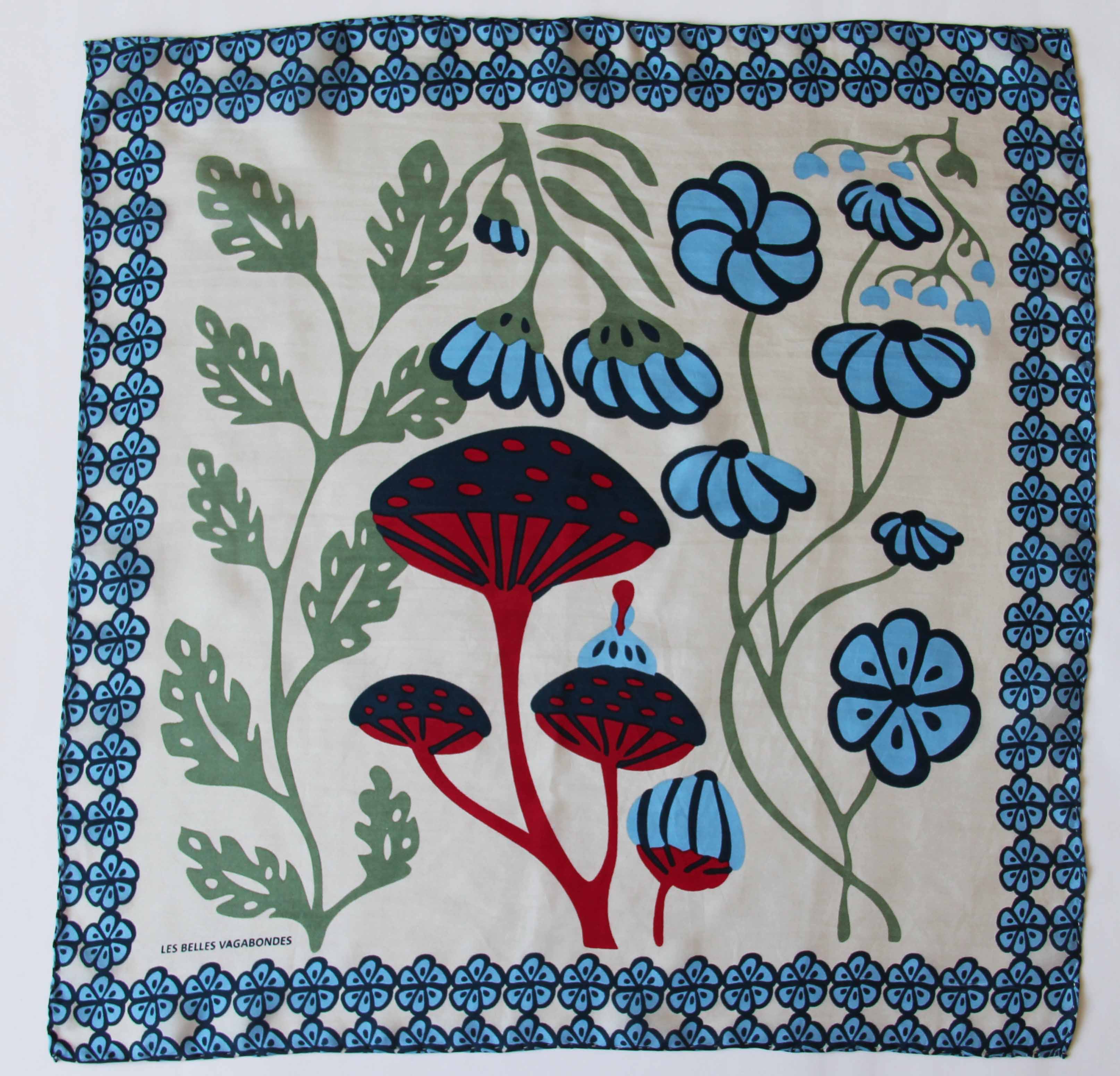 Foulard in Pura Seta 50x50 cm Alice In Scatola Vintage