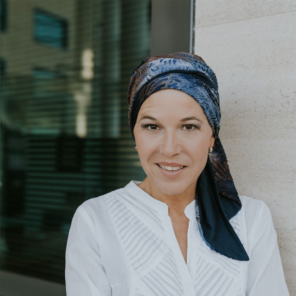Berretto Turbante Donna In Morbido Bamboo Fantasia Blu - per Pelli Sensibili