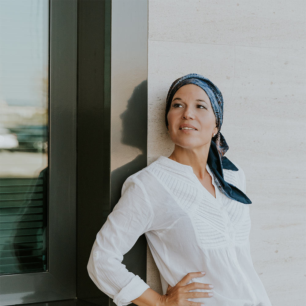 Berretto Turbante Donna In Morbido Bamboo Fantasia Blu - per Pelli Sensibili