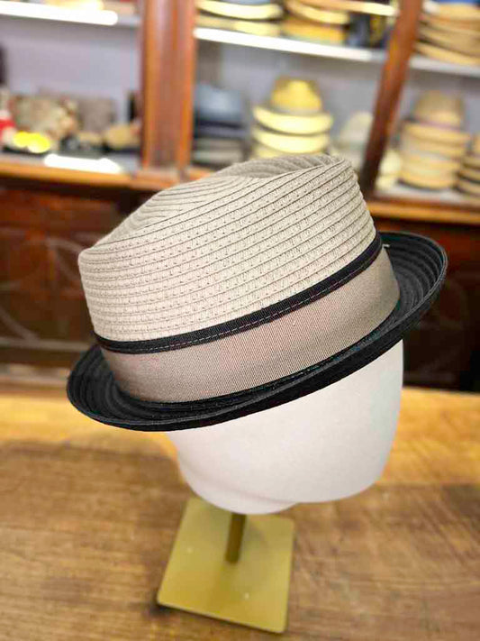 Grevi Small Wing Straw Trilby Hat