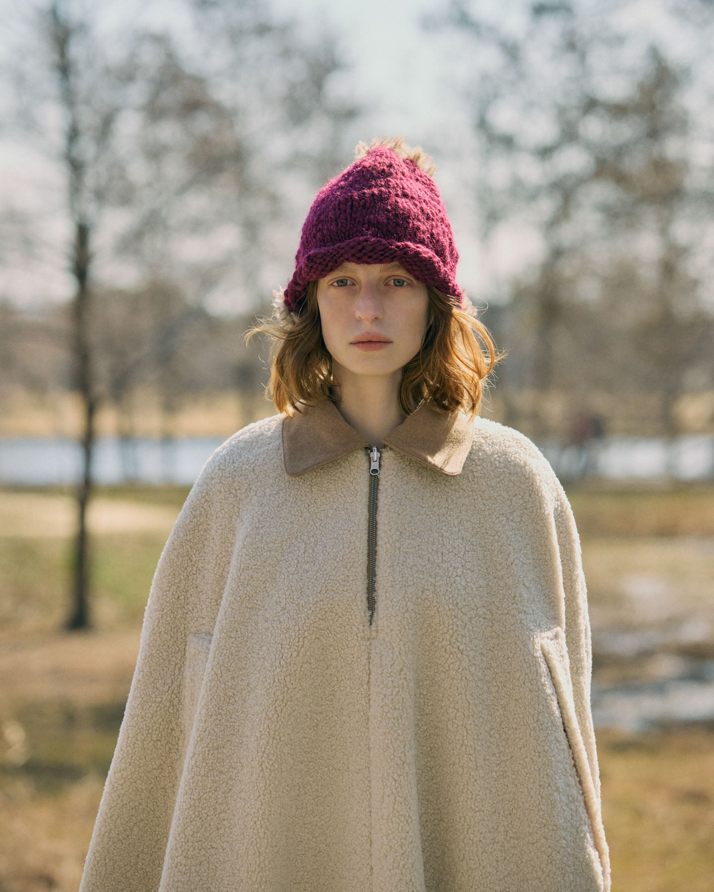 Berretto Beanie In Maglia Di Lana Handmade Con Dettagli In Eco Pelliccia