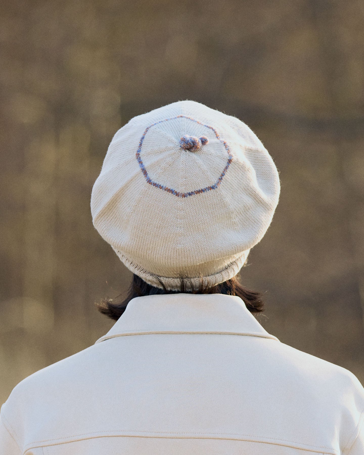 Basco Donna In Maglia Di Lana Con Dettaglio