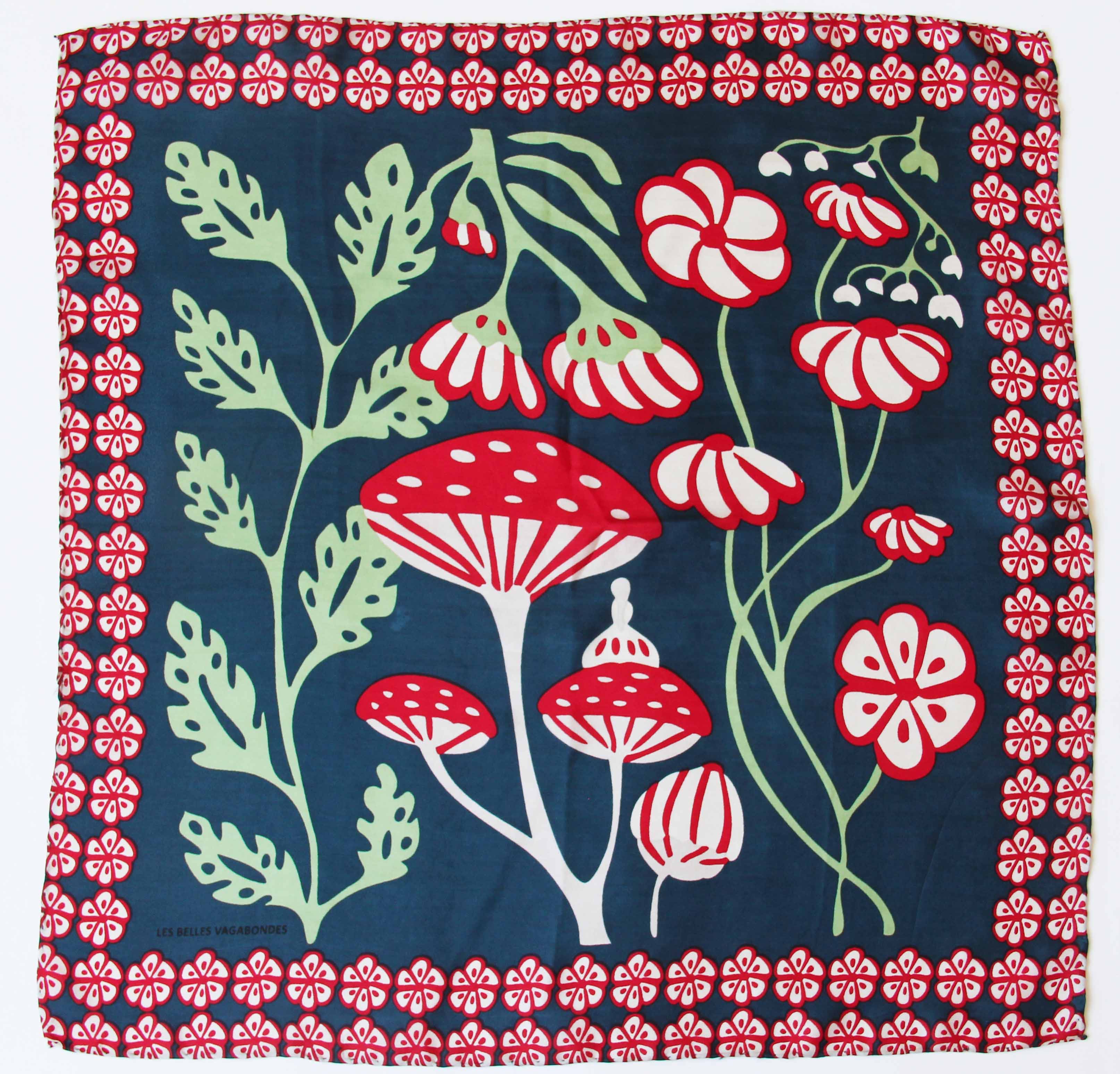 Foulard in Pura Seta 50x50 cm Alice In Scatola Vintage
