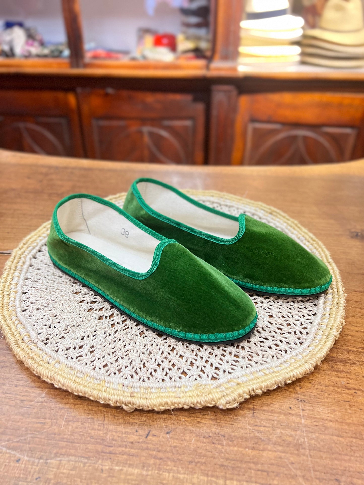 Friulane scarpe di colore verde smeraldo
