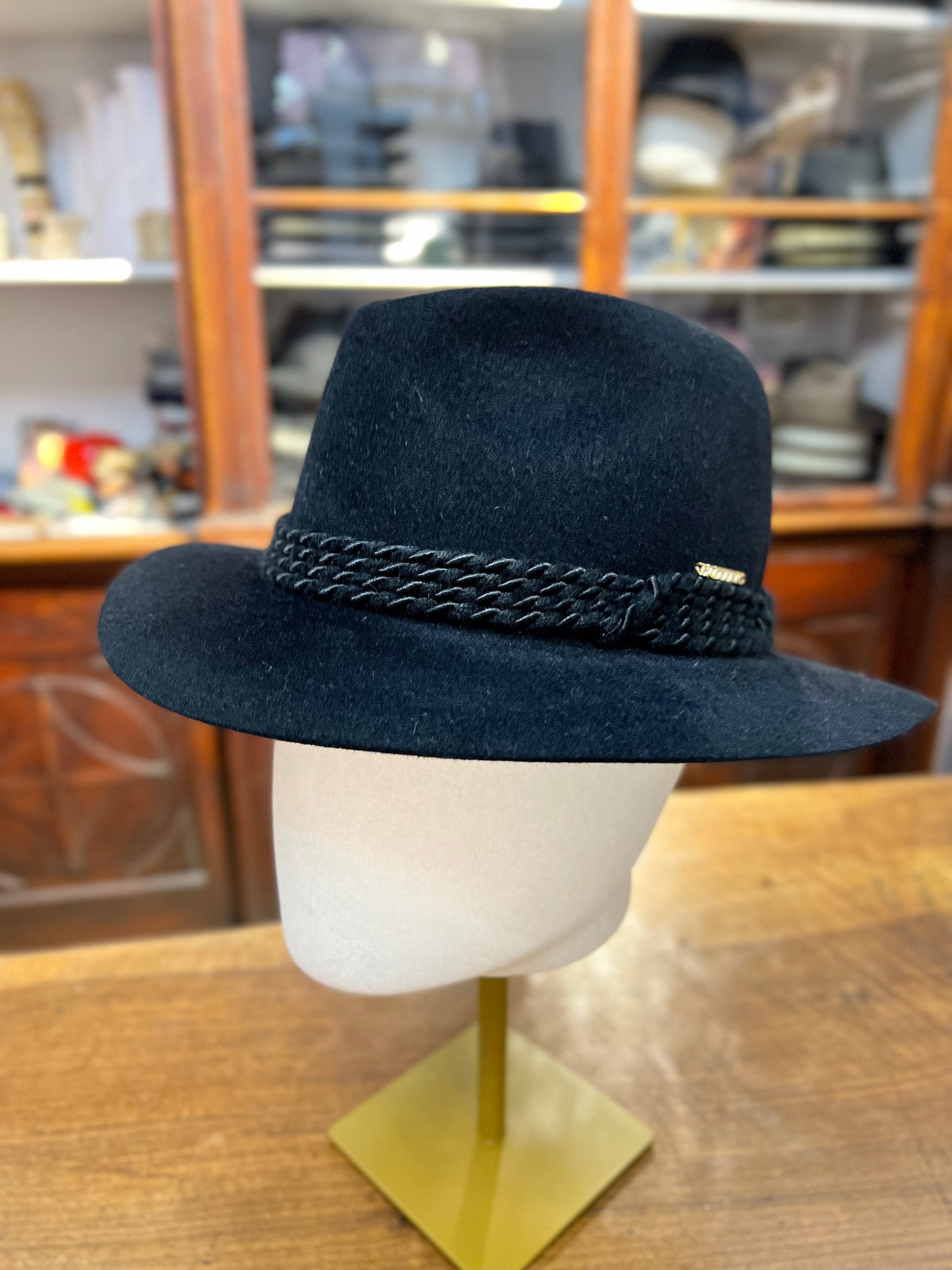 Cappello Tipico Tirolese Nero In Feltro di Lepre - Cappelleria Bacca