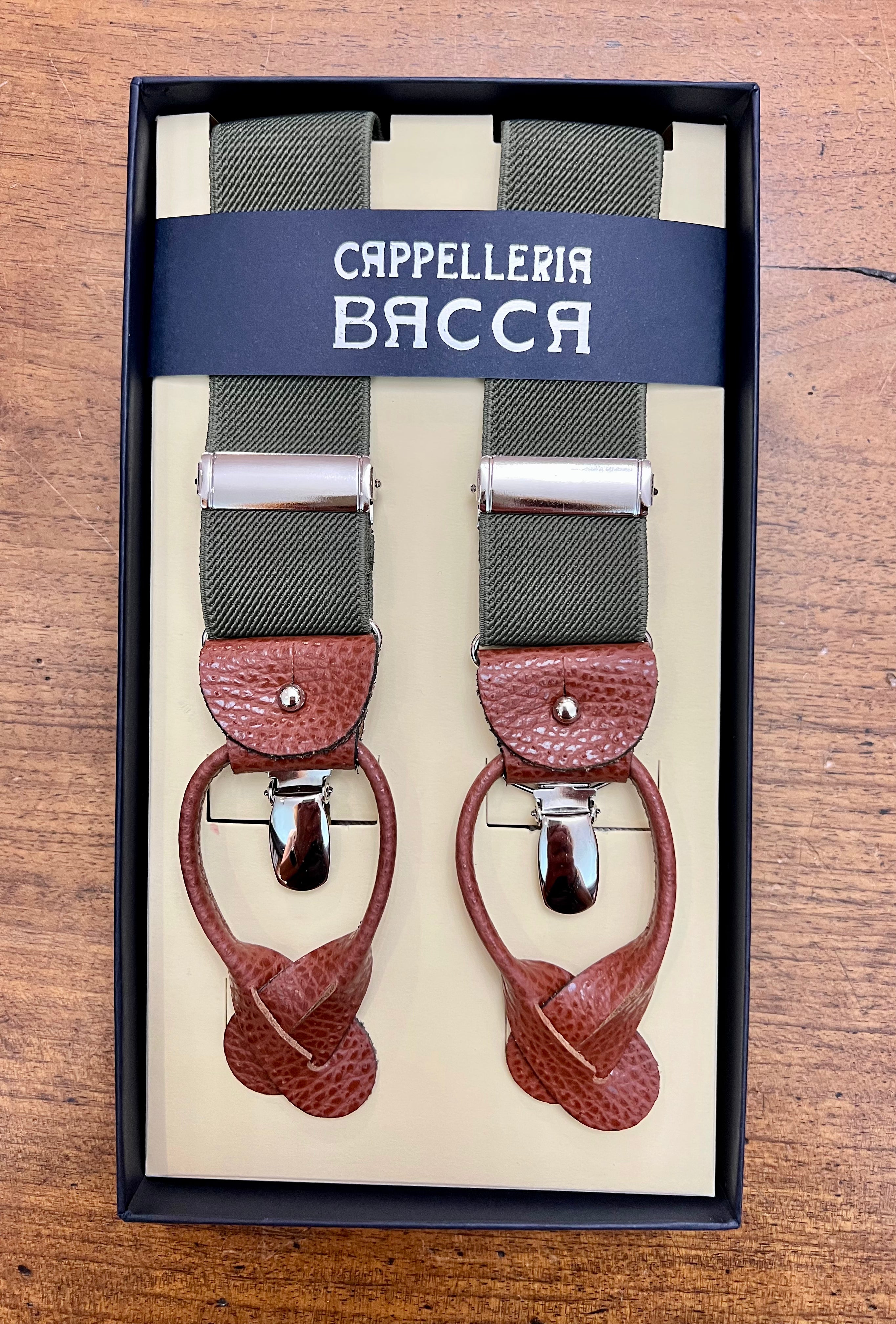 Bretelle Larghe Elastiche con Asole in Pelle Verde e Moro - Cappelleria Bacca