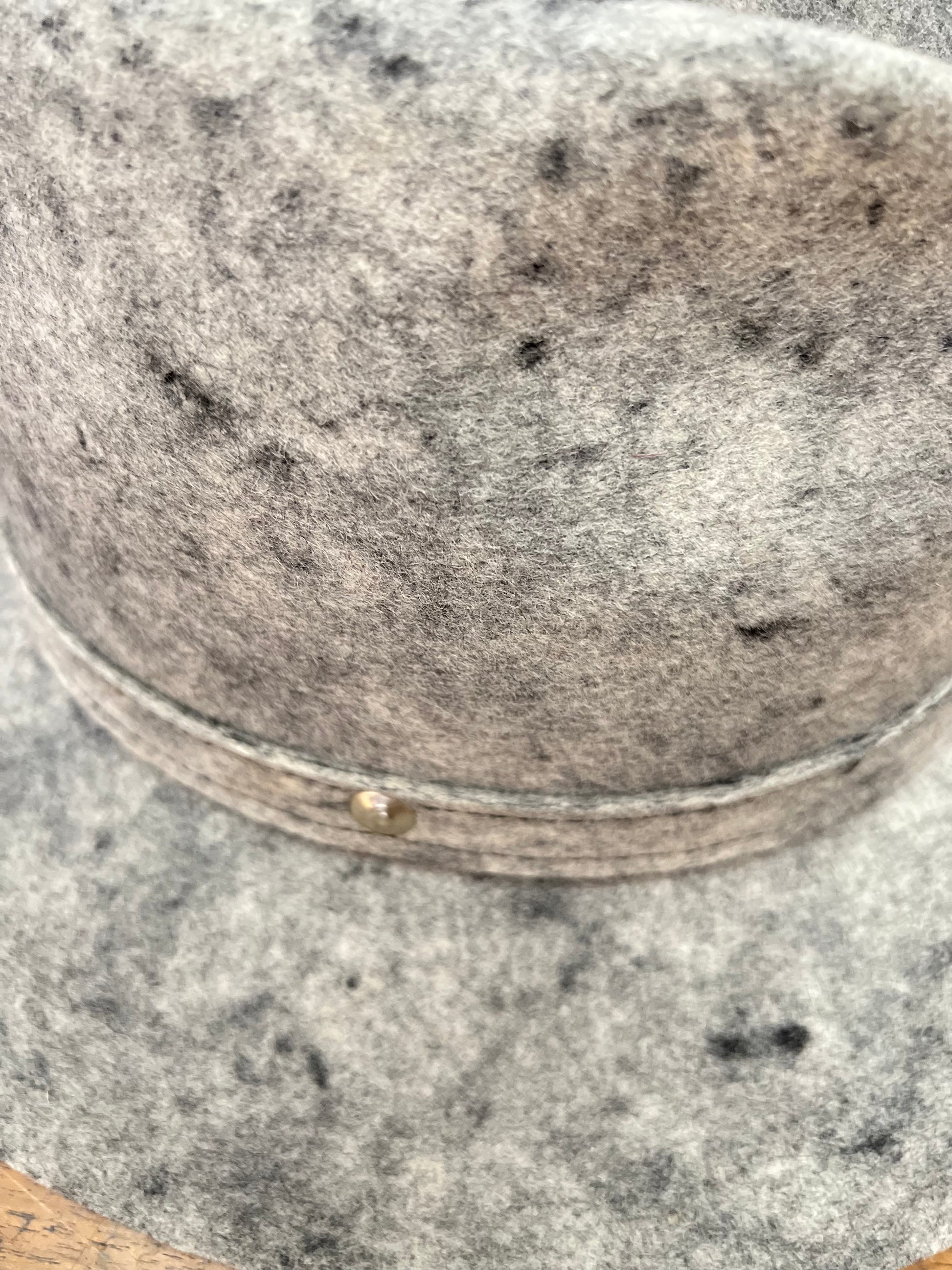 Cappello Tipico Tirolese Grigio Mélange In Feltro di Lana - Cappelleria Bacca
