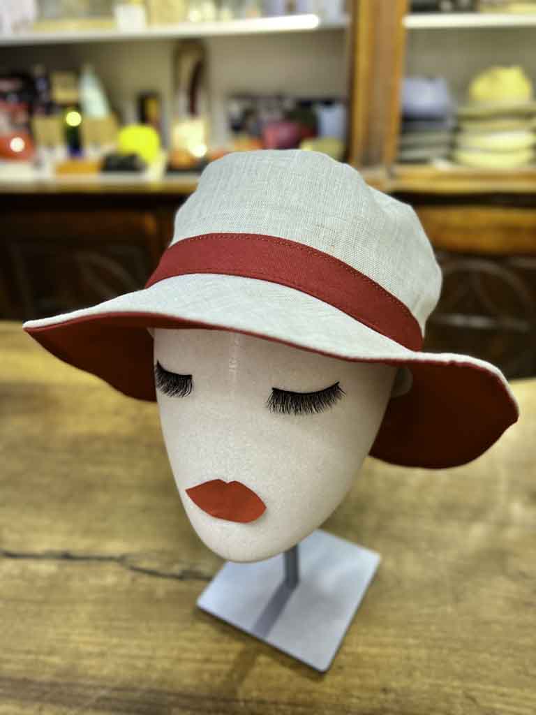 Cappello Bucket Da Donna In Lino Beige e Rosso Taglia Regolabile