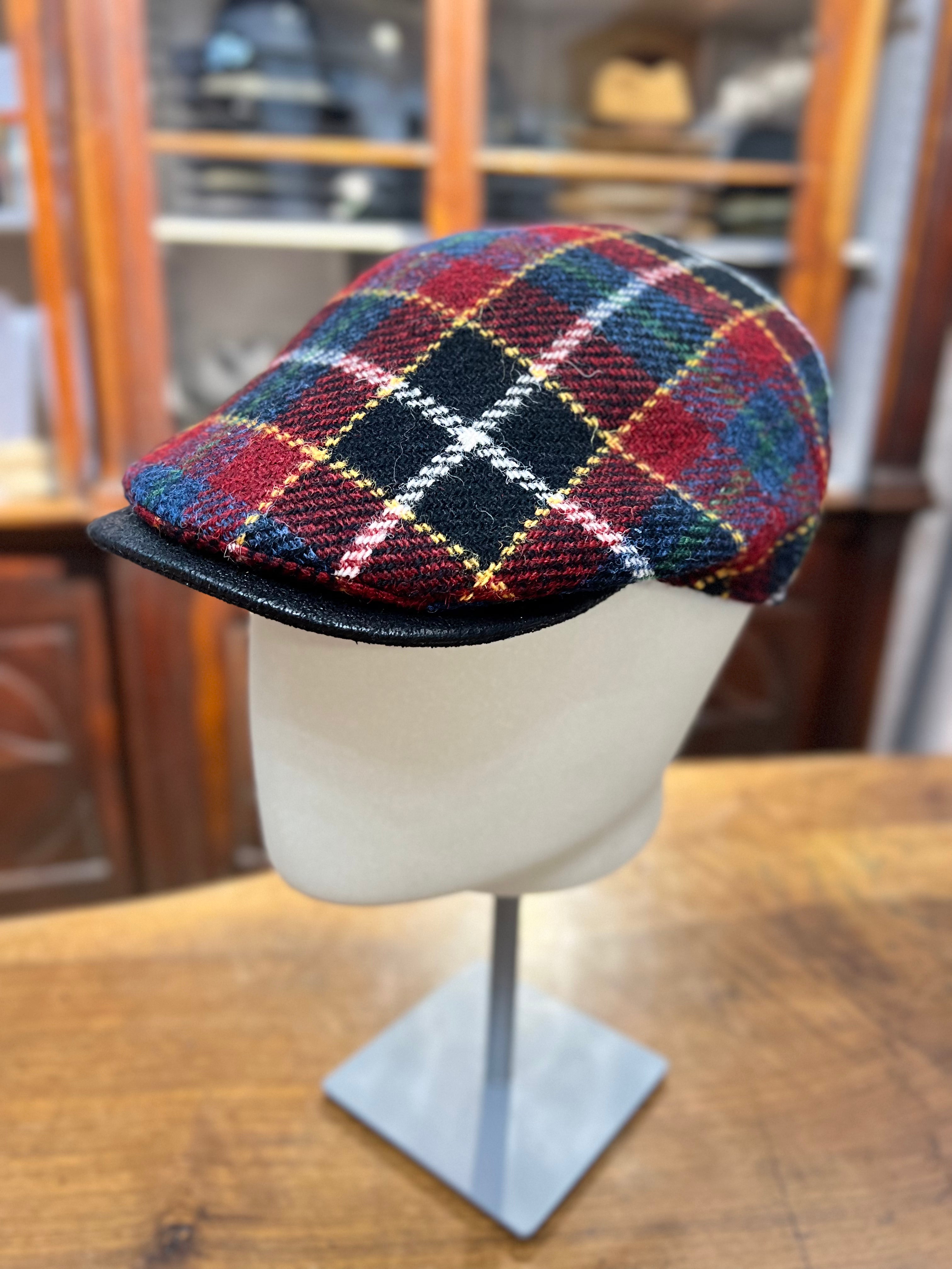 Coppola Inglese Rossa Harris Tweed - Cappelleria Bacca